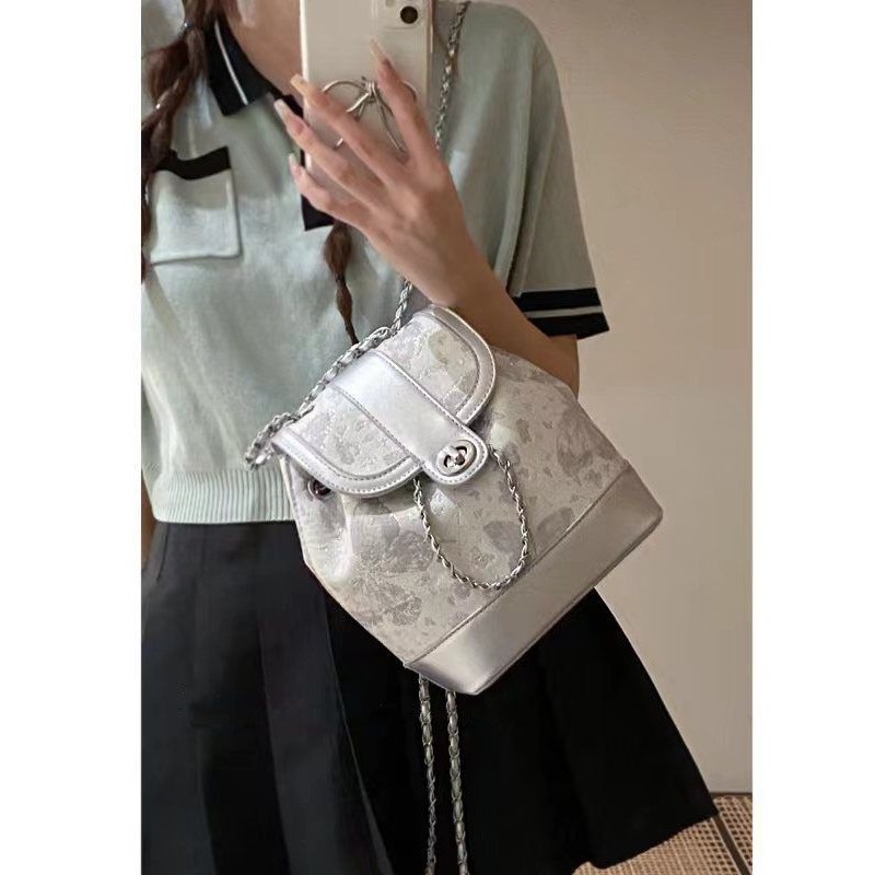 Tas Ransel Rantai Wanita Gaya Baru Terinspirasi Chanel Tas Santai Niche