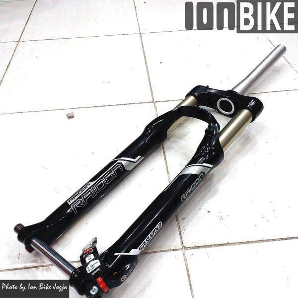Fork Sepeda MTB 27.5 Suntour Raidon Air Travel 120 Taper Ta 15 T120