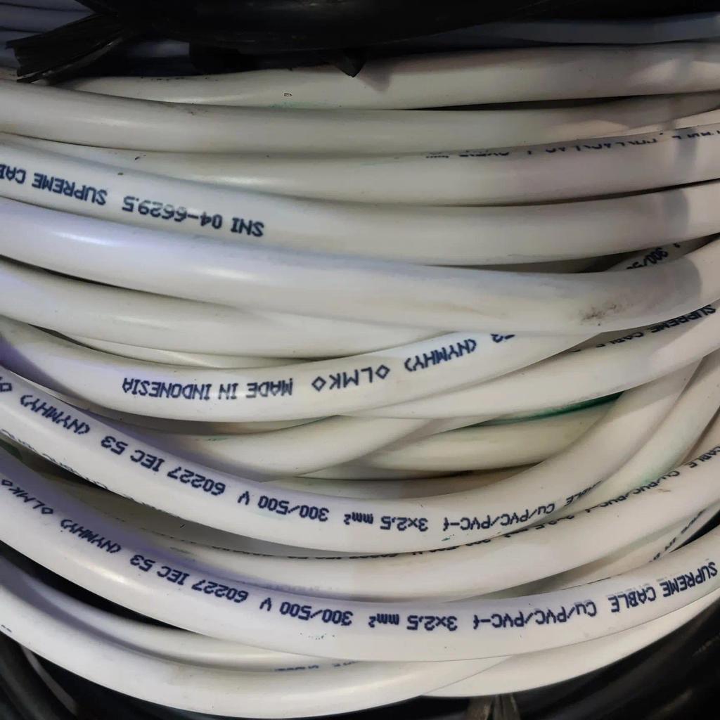 KABEL Nymhy 3x2.5 mm Supreme permeter kabel serabut 3x2.5 supreme