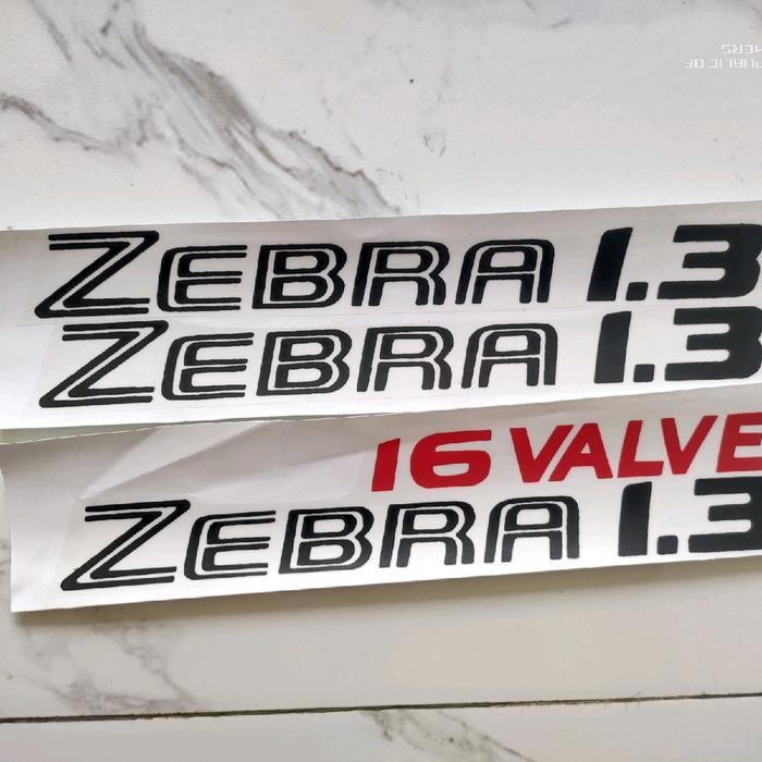 Stiker Pintu Daihatsu Zebra 1.3 16 Valve - hitam