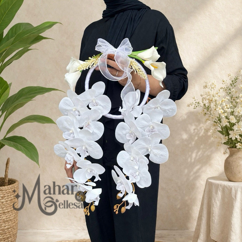 BOUQUET BUNGA ENGAGEMENT / WEDDING / HAND BOUQUET BUKET LILY ANGGREK BQ10