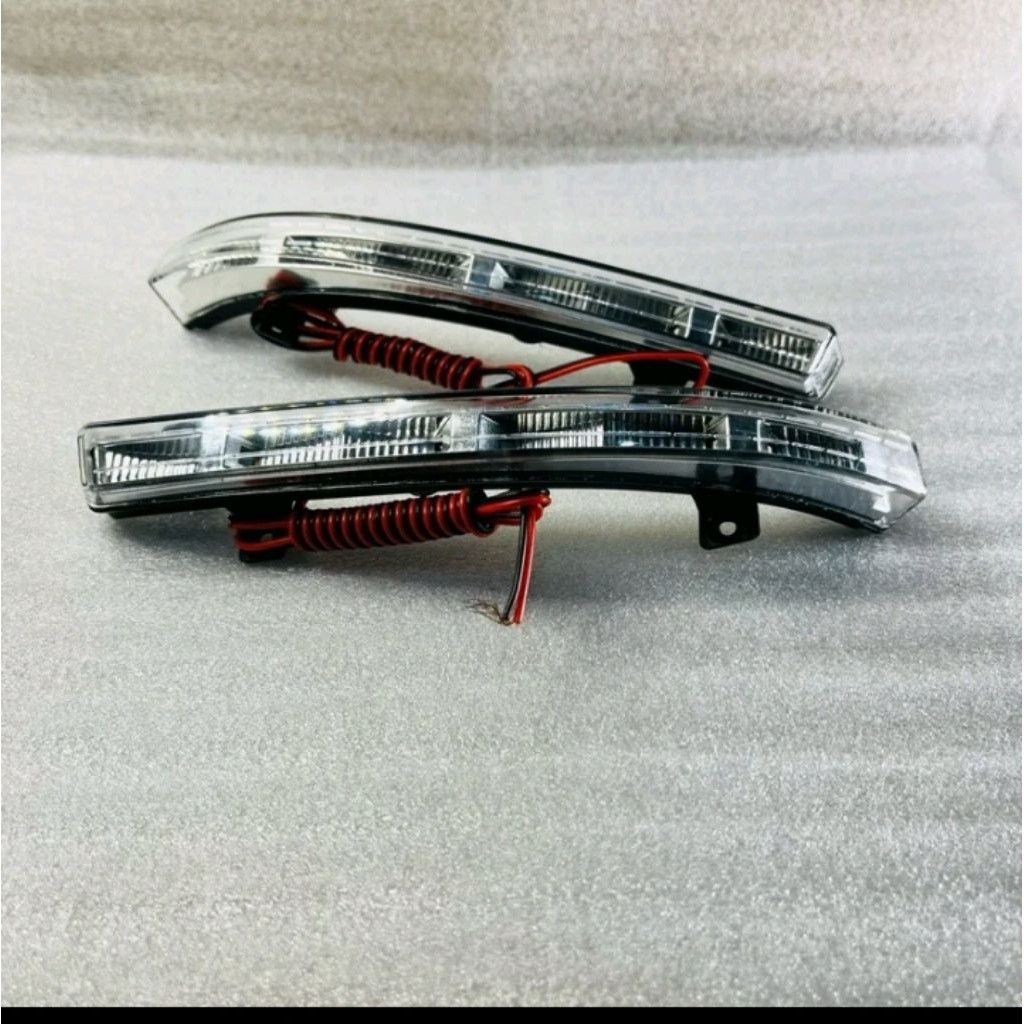 LAMPU SEIN SPION MOBIL XENIA 2012 AYLA