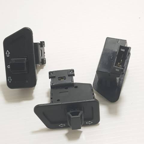 SAKLAR TOMBOL LAMPU SEN SEIN KARISMA SMASH VARIO SUPRA FIT NEW SUPRA X125 STANDAR ORI BERKUALITAS LD