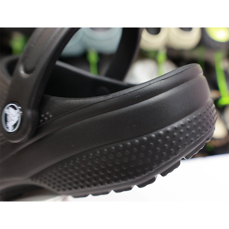 PROMO TERBARU Crocs Classic Clog Black - Sandal Bakiak Unisex Pria & Wanita Original Style (Hitam)