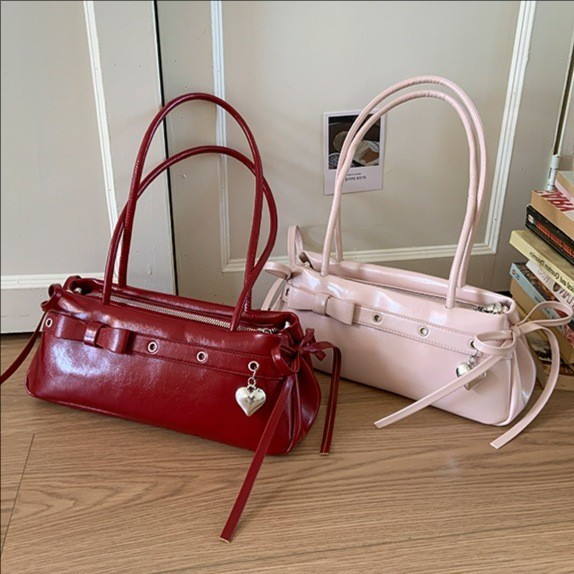 Tas Sepeda Motor Sosis Manis Keren Retro Gesper Sabuk Tas Baguette Tas Selempang Bawah Lengan