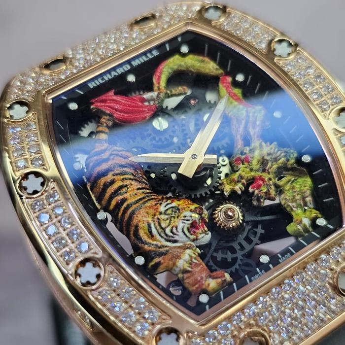 bergaransi Jam tangan Automatic Swiss RM 51-01 Dragon Tiger Frosted Diamond Rose - kayu