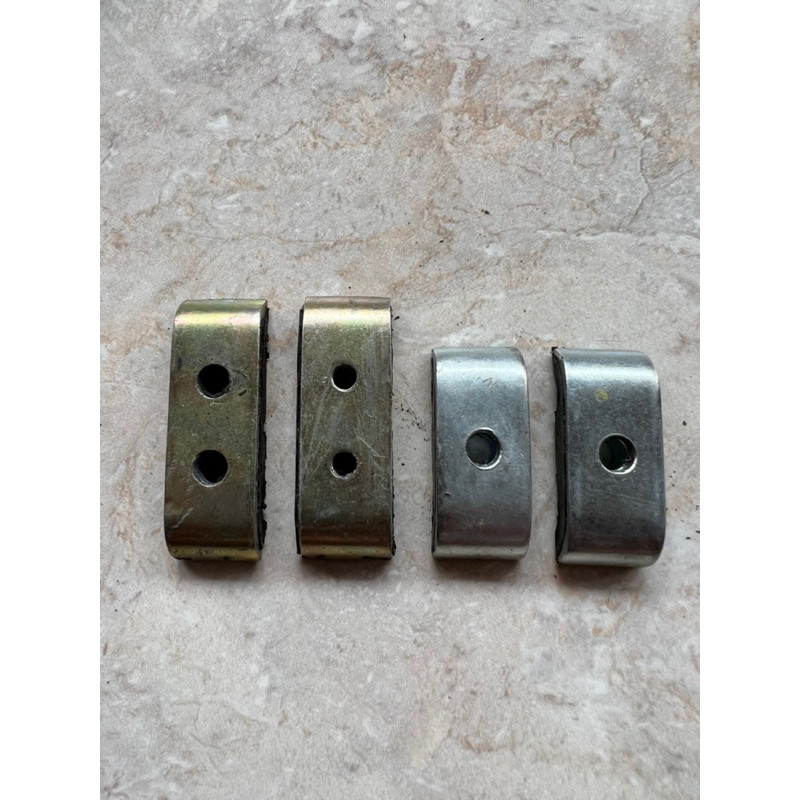 JEPITAN PENGJEMPIT PEGANGAN DUDUKAN PIPA SELANG SLANG INJECTOR INJEKTOR BOSPOM BOSH PUMP UNIVERSAL D