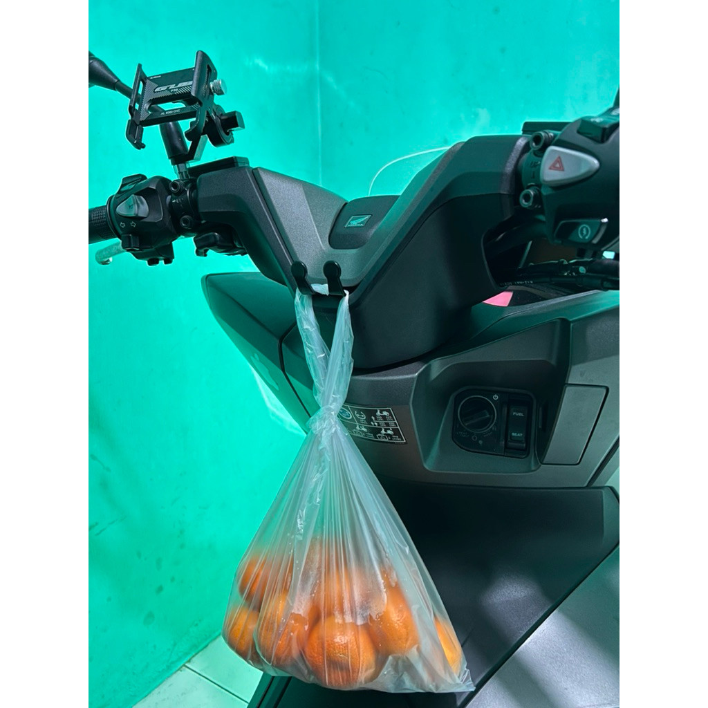 Gantungan Barang Pcx 160 2025 ABS CBS ROADSYNC - Cantolan cantelan barang motor pcx 160 2025 PNP Roa