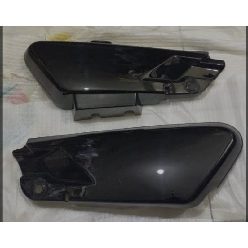 box aki cover tutup aki Accu kempol aki Astrea grand bulus legenda sabit warna hitam polos