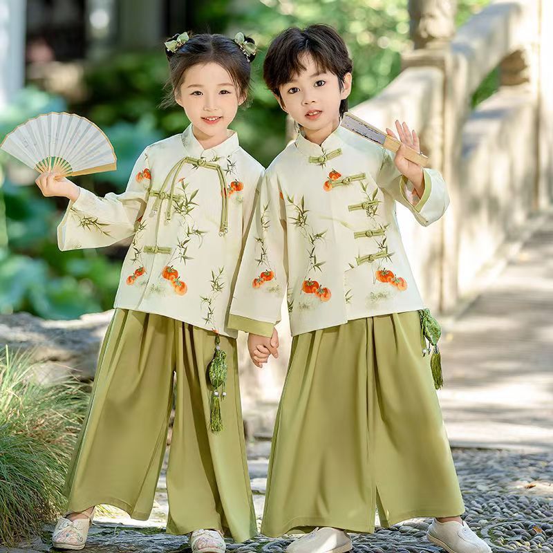 [Kota Dongeng]Kostum pertunjukan tradisional Tiongkok Hanfu lengan panjang untuk anak-anak