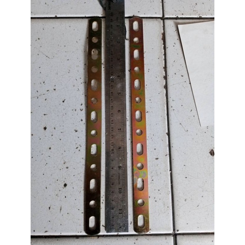 Plat panjang buat berek ukuran lobang baut 12/ 10 panjang 290cm universal