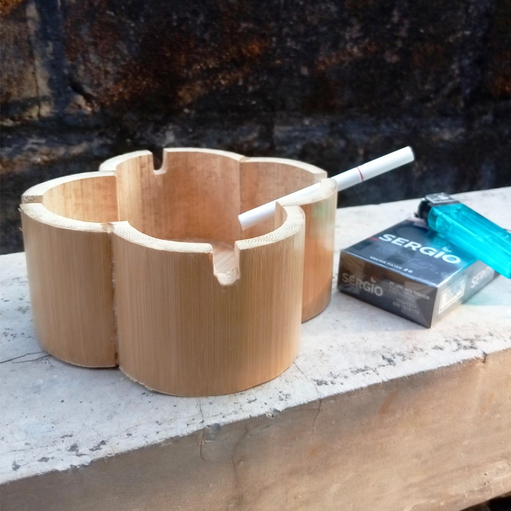 Asbak Unik Antik dari Bambu Kerajinan Asbak Bambu Model Bunga, Kerajinan Asbak Dari Bambu