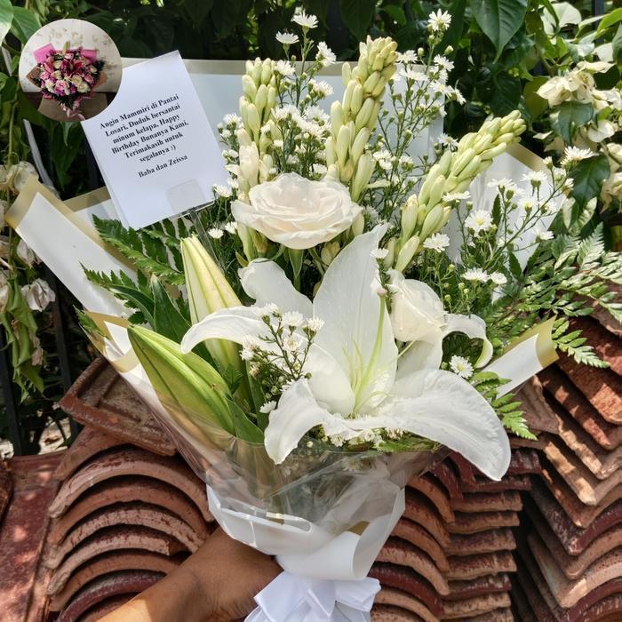 Bunga buket /bunga asli /mix ros lily sedap malam/bunga kado