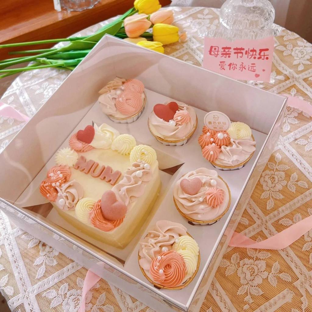 Box Bening cupcake Sekat/ Box kue Polos Transparan/ Kotak Hampers Cupcake / Kotak Kue Ulang Tahun Tr