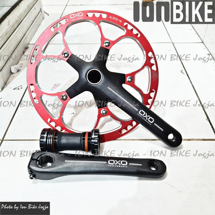 Crankset Oxo 56T Black Red Hollowtech 2 BB HT2 Crank 56 T Single Seli