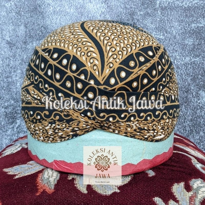 Blangkon Solo Perbawan Alusan Batik Kombinasi