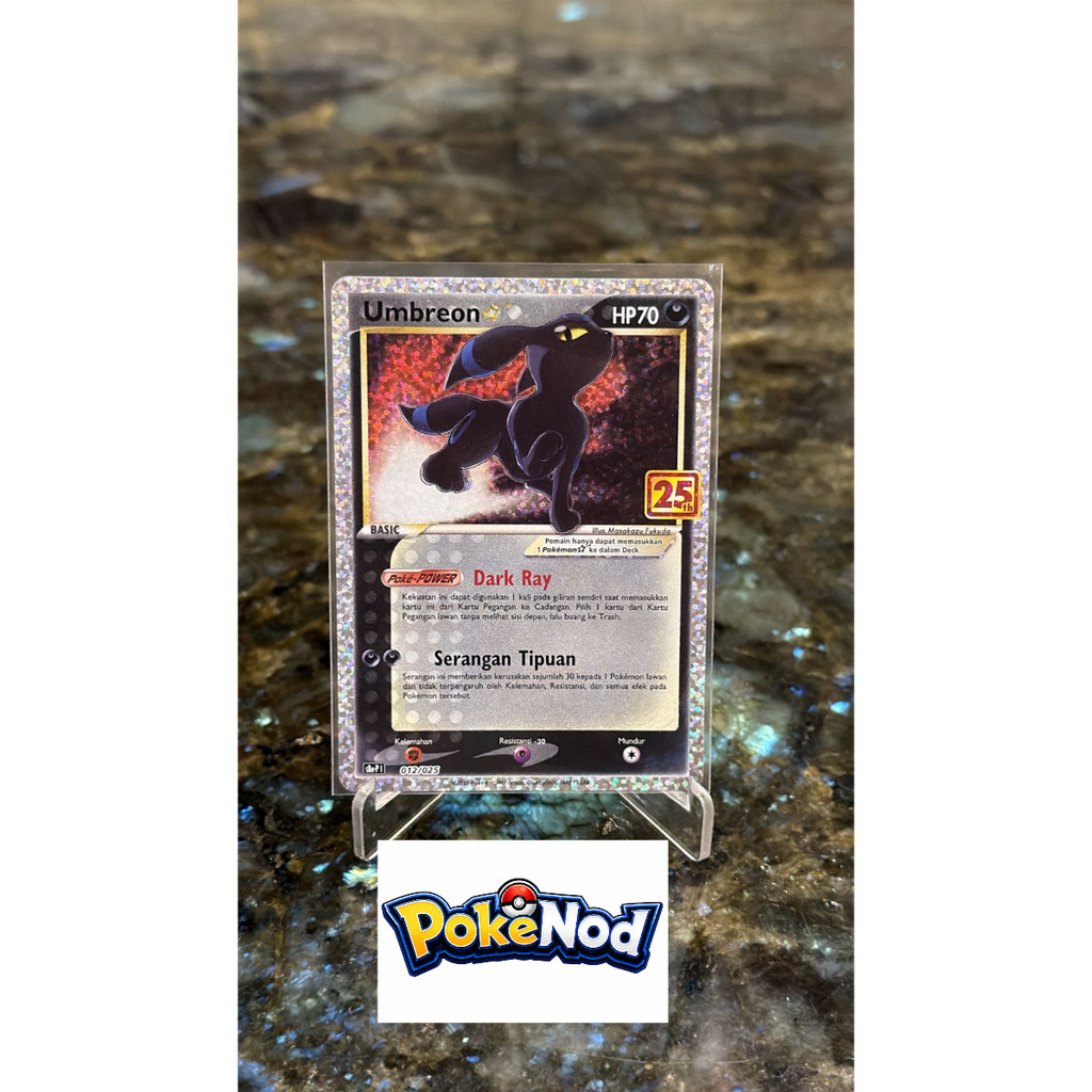 Umbreon 25th Perayaan Anniversary 012/025 - Kartu TCG Original 100% - Pokemon Card Celebration Gold 