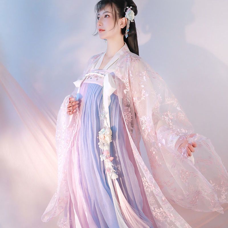 Setelan Hanfu Tang Tradisional Wanita Hanfu Kostum Kuno Ruskir Panjang Dada Segar dan Elegan