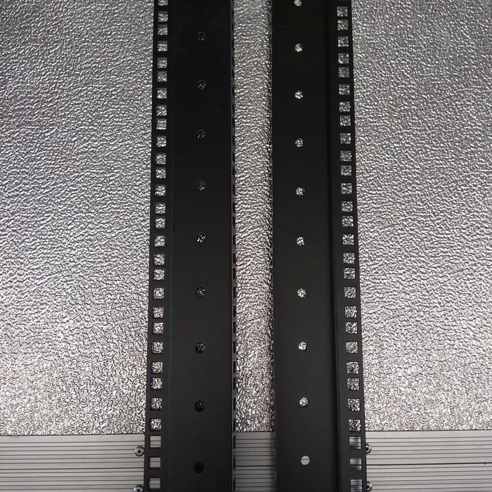 Rack Mounting 16u - 71.5 cm Besi Model "U" - Flight Case