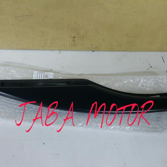 Cover tutup roof rail Fortuner original - Depan kanan