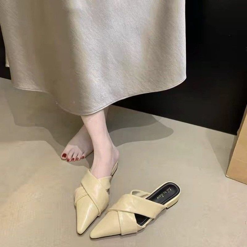 [COD] Sandal Selop Wanita Tertutup Hak Tebal Model Baru Ujung Lancip Mules Hak Rendah
