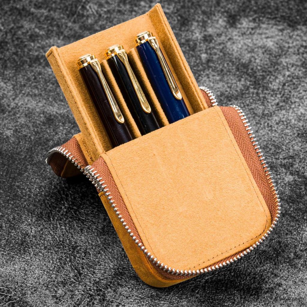 GALEN LEATHER Leather Zippered Magnum Opus Hard Pen Case