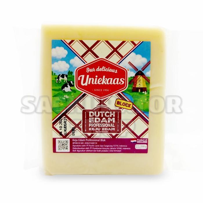 Keju Edam Uniekaas Unikaas Uniekass Unikass Dutch Edam Cheese block