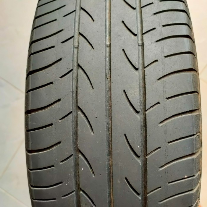 BAN MOBIL 185/70 R14 BRIDGESTONE B250 SECOND COPOTAN ORIGINAL