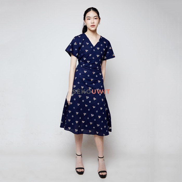 Batik Jumputan Wanita Dress Batik Jumputan Model Wrap Midi Lengan Pendek Motif Cengkeh Wanita Fressi