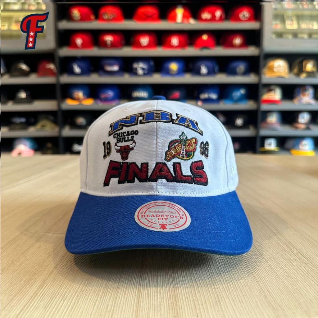 Topi Mitchell and Ness NBA Chicago Bulls 1996 Finals Champs Collection Hat Original
