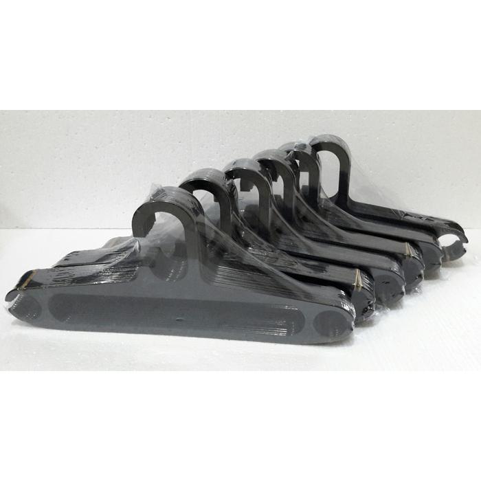 Gantungan baju hitam plastik / hanger baju
