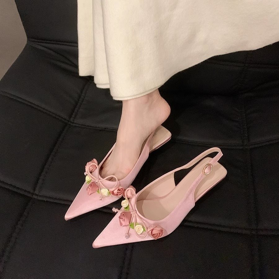 Sepatu hak tinggi manis berkualitas tinggi   Sepatu Wanita Model Prancis Berujung Runcing dengan