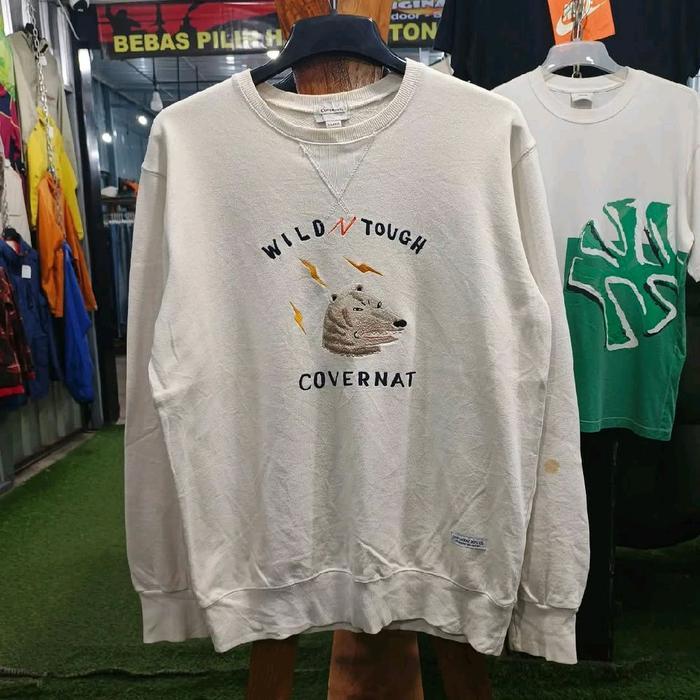 COVERNAT Sweater Crewneck Warna Putih dengan Desain Wild Tough Ukuran XL