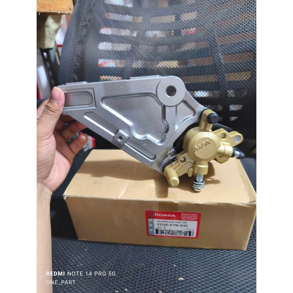 Kaliper Belakang+Breket Honda Blade 125 Fi, Supra X 125 Helm In, Supra X 125 Fi KTM
