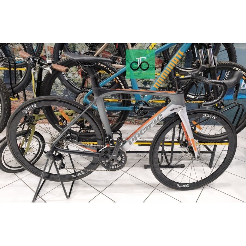 Sepeda Balap 700C Pacific Whizz Carbon NEW UCI (PROMO) whiz