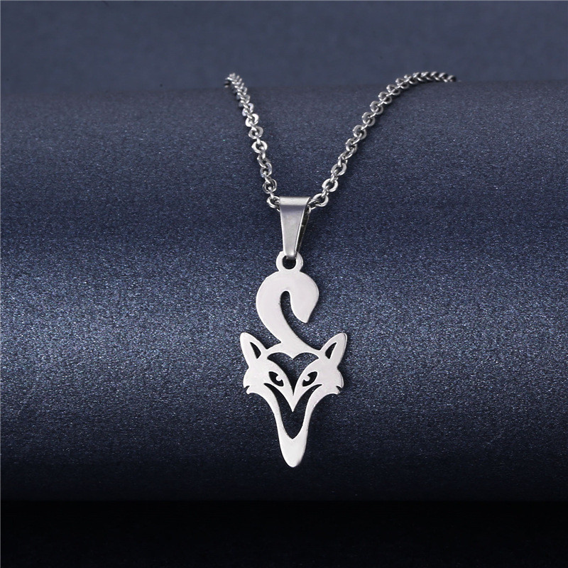 Kalung rubah stainless steel wanita lintas batas liontin hewan rubah kecil kalung tulang selangka gr