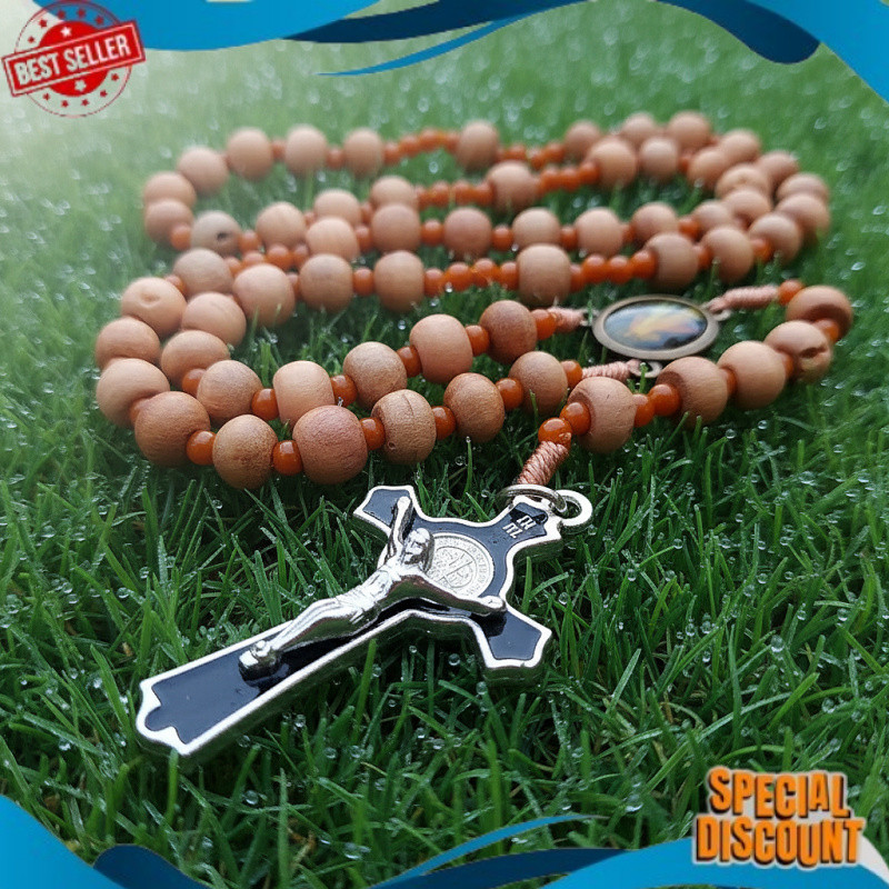 Kalung Rosario Cendana 77 Bapa Kami Kayu 8mm Katolik Aksesoris Souvenir Salib Pria Wanita Tali Murah