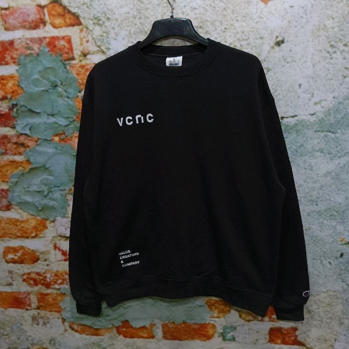 crewneck sweater  CHAMPION size  XL