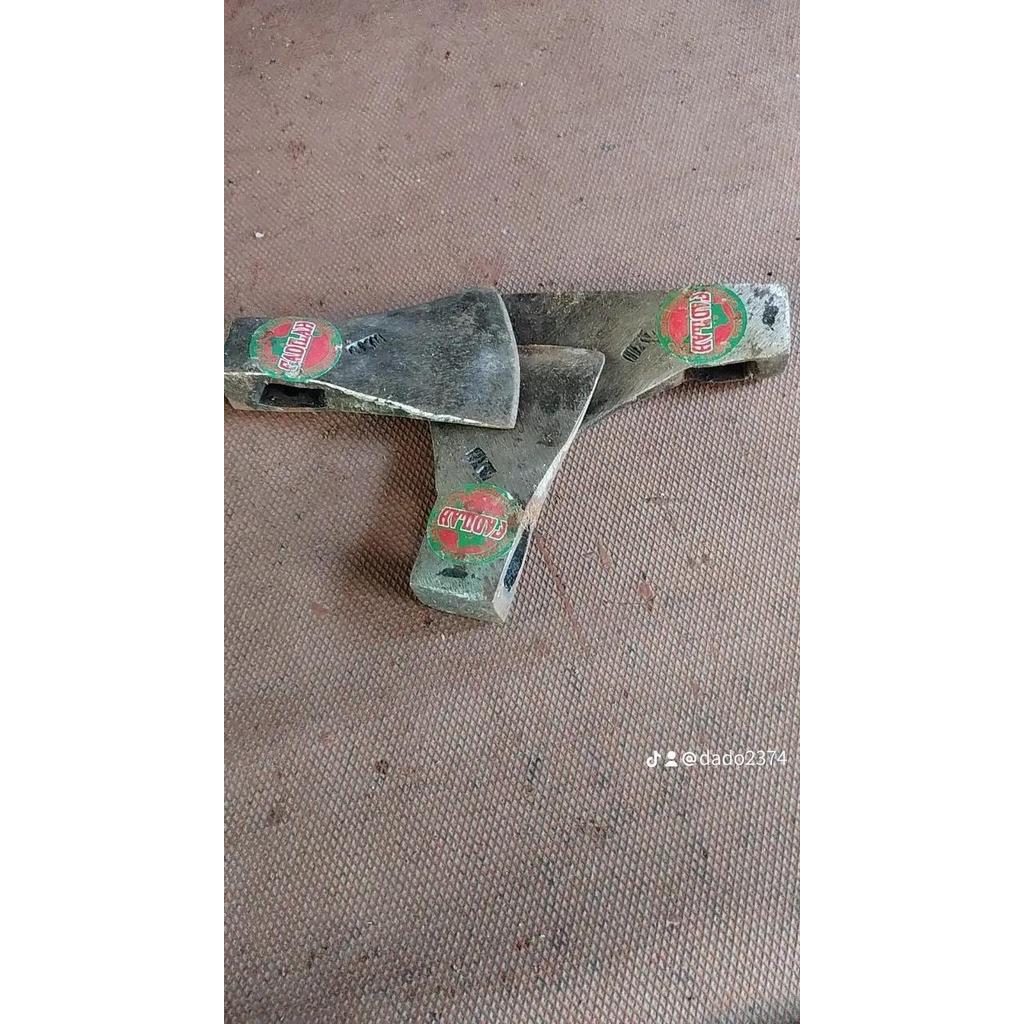kampak kecil bahan baja