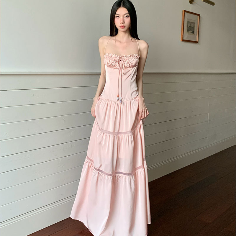 [Viva La Moda] gaun merah muda desain wanita ceruk satin berkerut dasi liburan pantai hollow