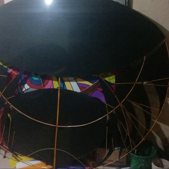 Bahan layangan udah diserut bersih LAYANGAN GAPANGA PEGON LODOYO RAM-RAMAN