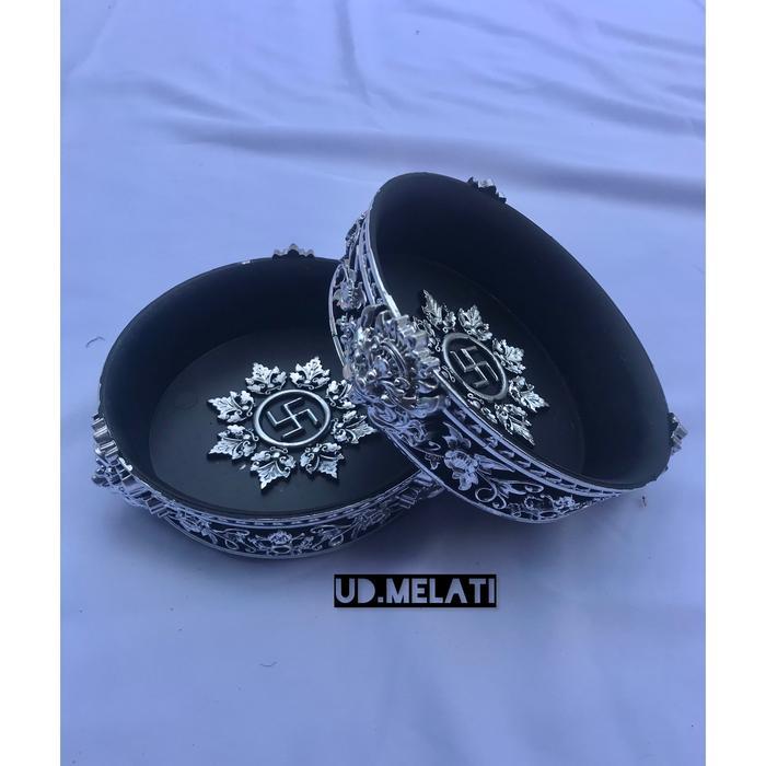 BOKORAN UKIR BALI DIAMETER 16cm - Hitam silver