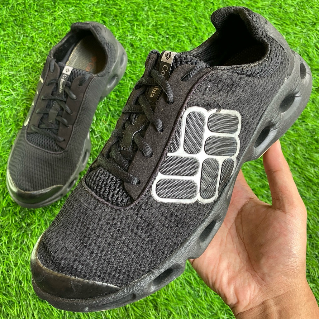 Sepatu Gunung Columbia Drainmaker Black Outdoors shoes ukuran 41,5