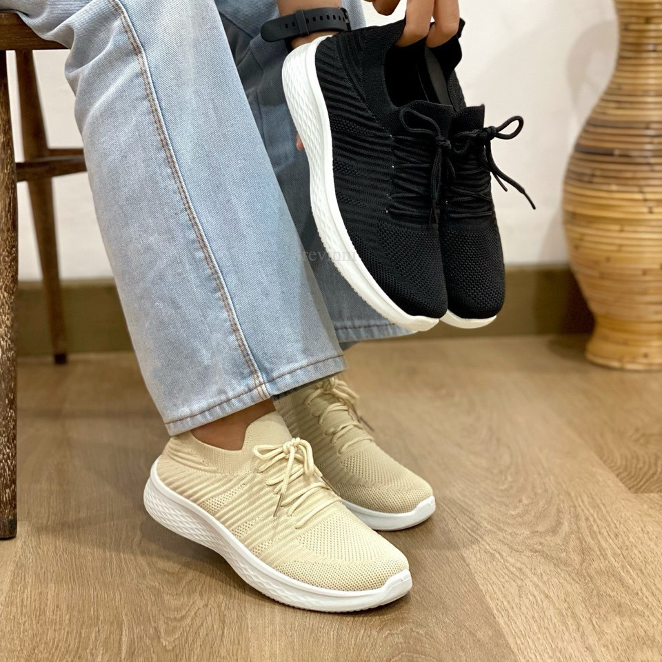 SANDALISTIC Careen Women Slip On Sneakers || Sepatu Slip On Wanita || Sepatu Slip On Full Black Wani