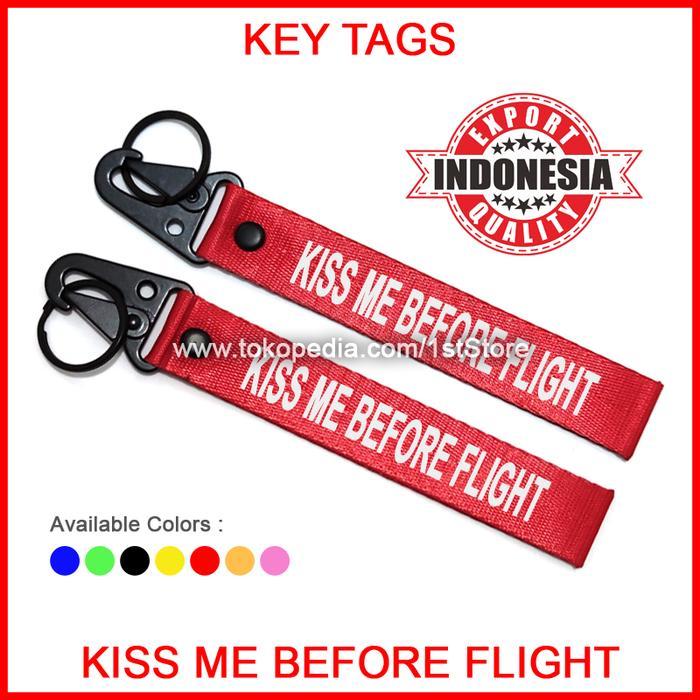 PROMO Gantungan Kunci Kiss Me Before Flight Keychain Tas Motor Mobil Premium - Merah