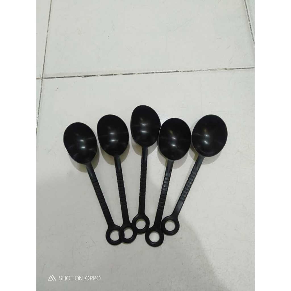 (10 gr / 20 ml) Sendok Takar Ukur Panjang Warna Gelap untuk Bubuk Susu / Tepung / Gula / Bumbu / Kop