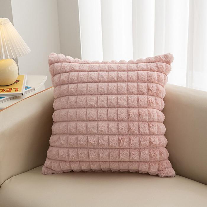 Rabbit Fur Pillow Cushion / SarungBantal Sofa Kursi Tebal Premium Bludru Bulu Halus - Rabbit Fur Pin