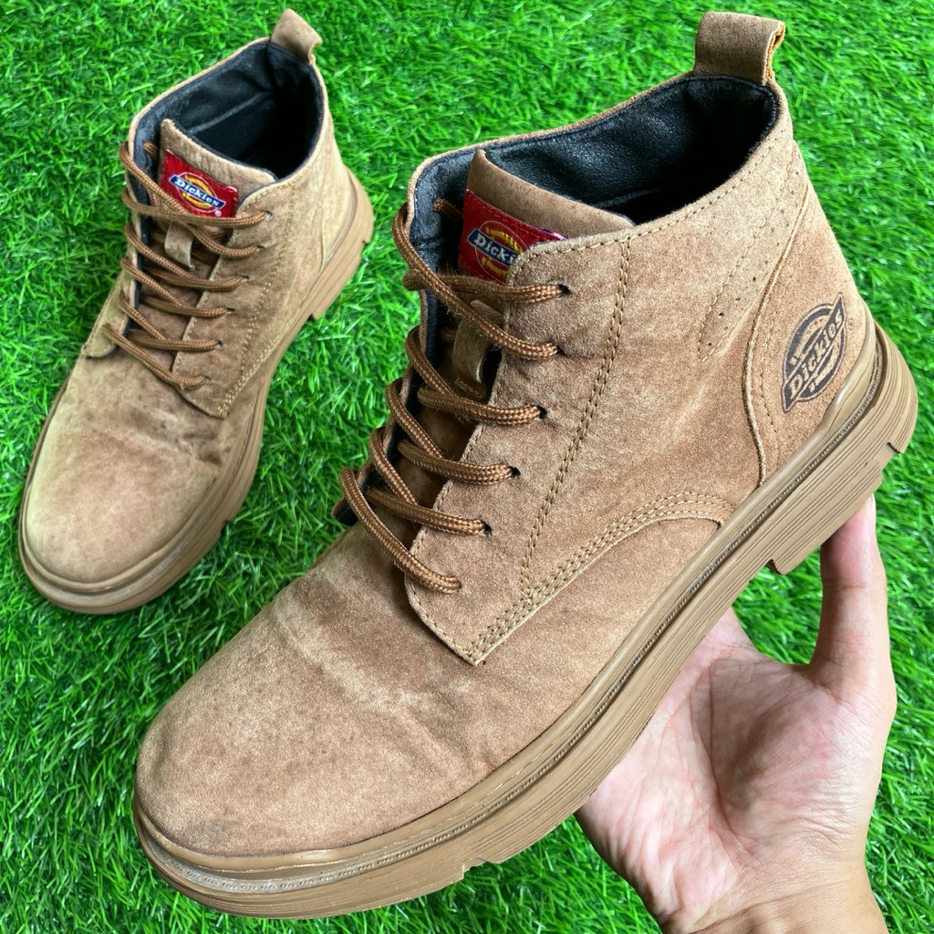 Sepatu Boots Dickies Brown Suede Mid Fashion Boots ukuran 39