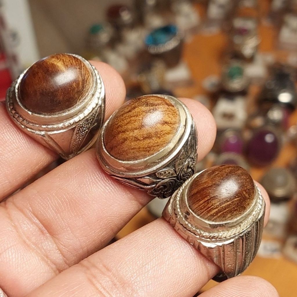 Natural kayu gaharu asli original / Cincin batu akik Natural pria wanita #Batuakik Akik dan permata