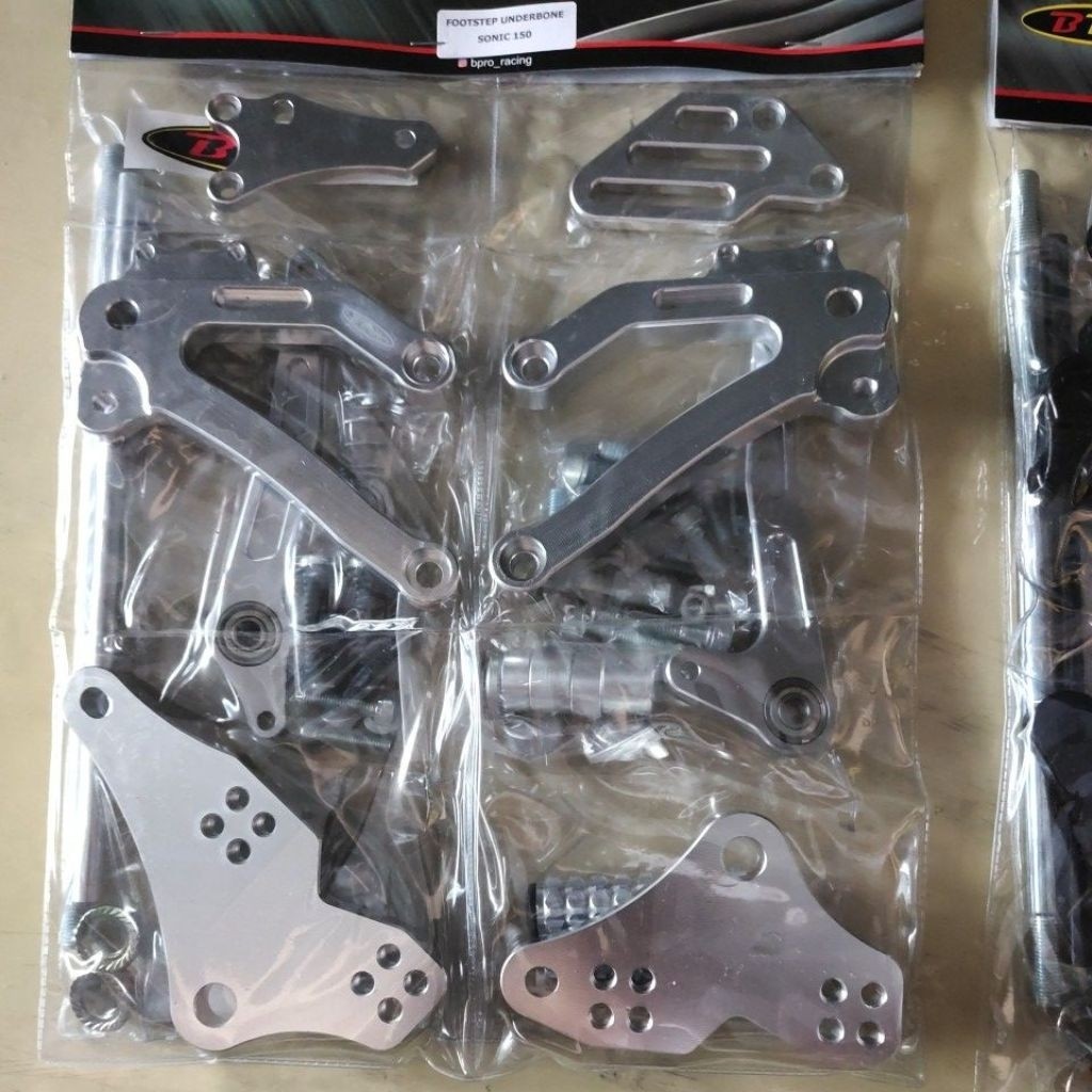 racing footstep underbone sonic 150 honda GTR ub sonic150/gtr hitam black